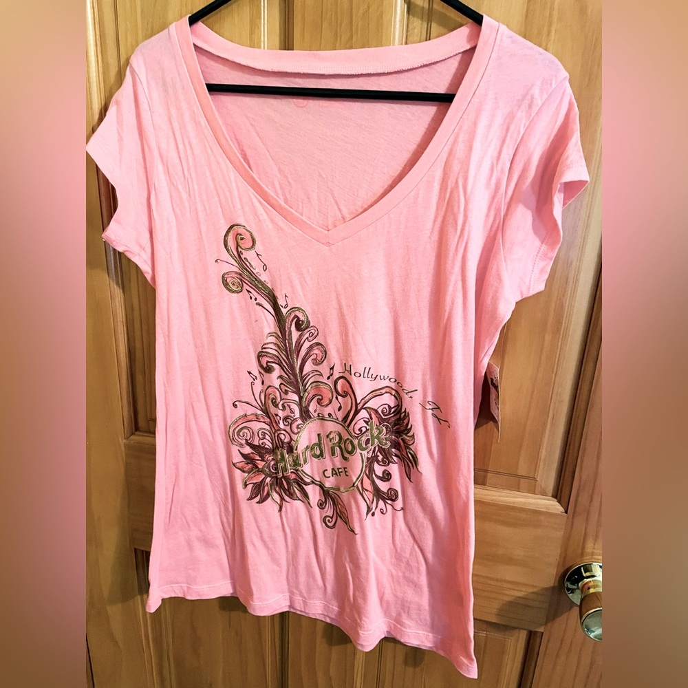 Hard Rock Cafe Shirts L V- neck  NWT